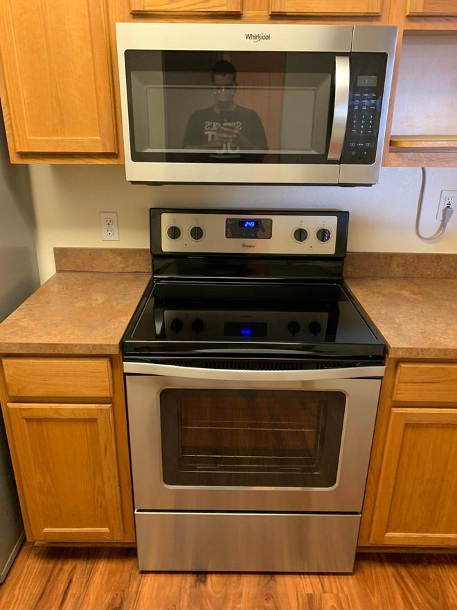Glass cooktop after cleaning